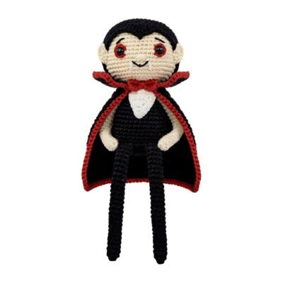 Kit amigurumi de Círculo: Vampire de Halloween, personaje terminado